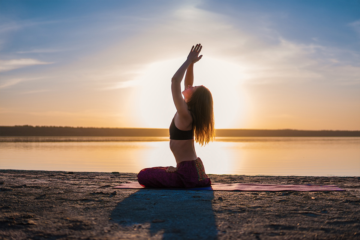 Private Sunset Yoga & Sound Healing στο Moirai Pavilions κρήτη