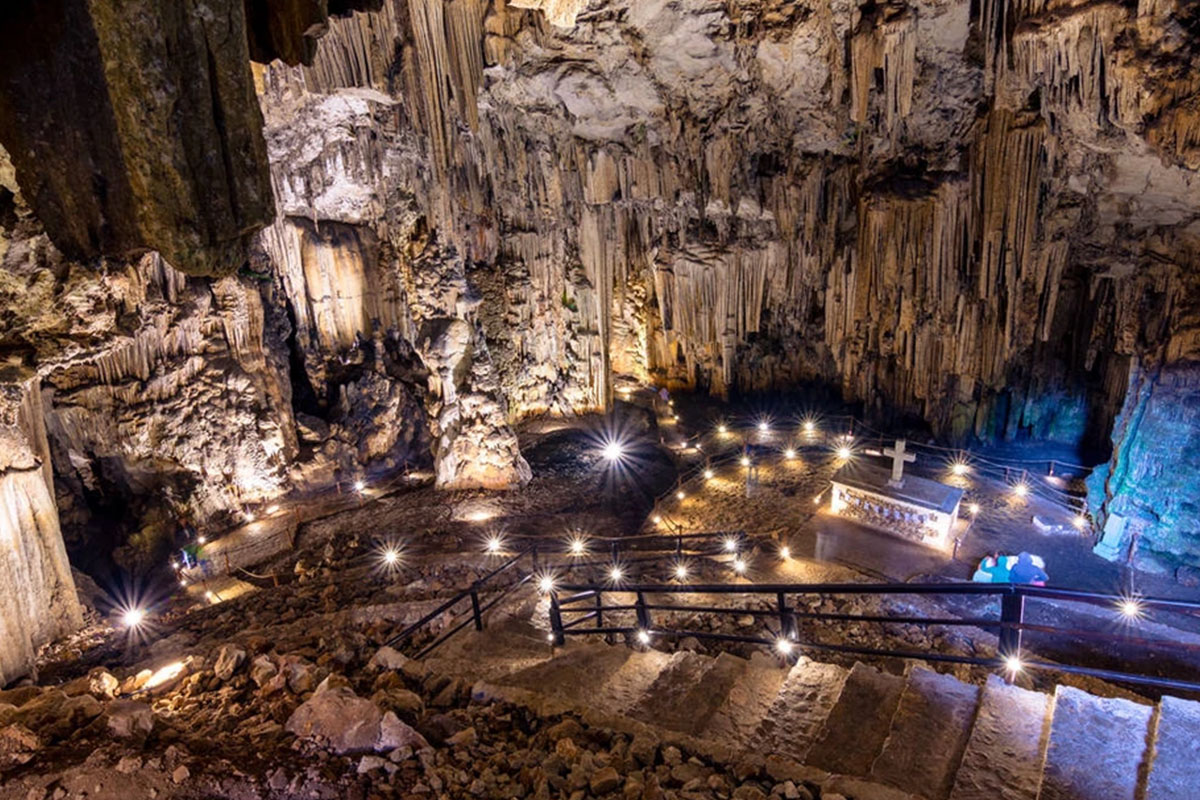 Σπήλαιο Μελιδονίου - Moirai Pavilions