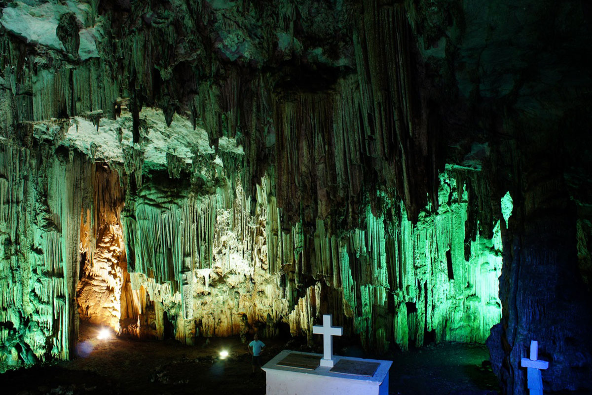 Σπήλαιο Μελιδονίου - Moirai Pavilions