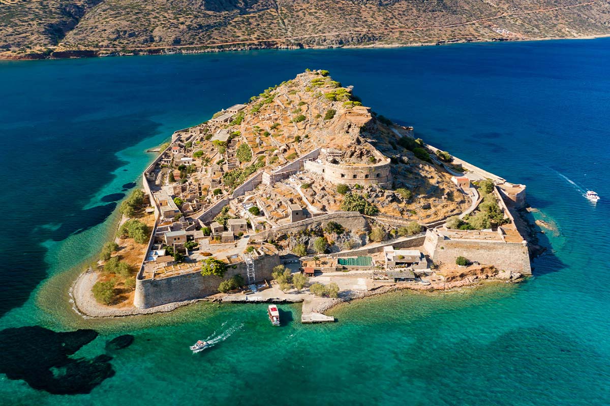 Σπιναλόγκα - Moirai pavilions